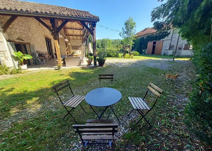 Le Moulin De Bernard Nocleg ze śniadaniem Saint-Pantaléon